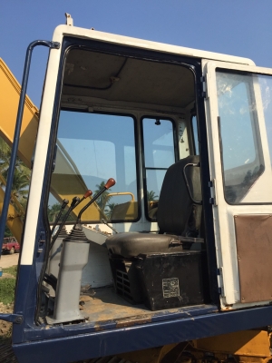 ขาย KOMATSU  PC60-6  รถสวยสภาพพร้อมใช้   สนใจโทร 089-7462641  สุวรรณีจ้า