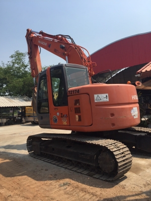 ขาย HITACHI ZX135US ปี 2006 มีลายหัวกระแทก ใช้งานน้อย สภาพสวย  เครื่องปั๊มดี  สนใจโทร 089-7462641 สุวรรณี  เผ่าพงศ์ษา