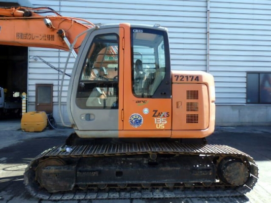 ขาย HITACHI ZX135US ปี 2006 มีลายหัวกระแทก ใช้งานน้อย สภาพสวย  เครื่องปั๊มดี  สนใจโทร 089-7462641 สุวรรณี  เผ่าพงศ์ษา