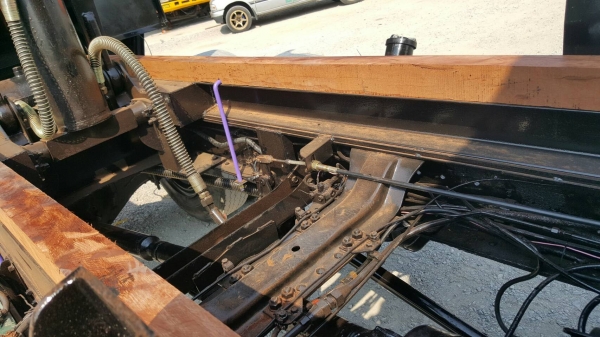 ขายรถ MITSUBISHI FUSO FK457F ดั้มดิน เครื่อง6D16 195 แรงม้า(ยัดโบ) เครื่องดี เกียร์ดี เพลาบุ๋ม พวงมาลัยเพาเวอร์ เบรคทิฟฟี่  คัสซีสวยตลอดเส้น  กระบะ ยาว 3.80ม. ,กว้าง 2.35ม.  รถพร้อมใช้งาน เอกสารพร้อมโอน