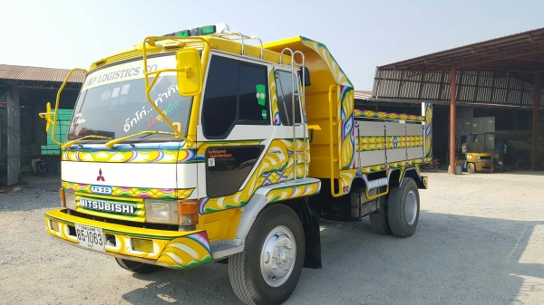 ขายรถ MITSUBISHI FUSO FK457F ดั้มดิน เครื่อง6D16 195 แรงม้า(ยัดโบ) เครื่องดี เกียร์ดี เพลาบุ๋ม พวงมาลัยเพาเวอร์ เบรคทิฟฟี่  คัสซีสวยตลอดเส้น  กระบะ ยาว 3.80ม. ,กว้าง 2.35ม.  รถพร้อมใช้งาน เอกสารพร้อมโอน