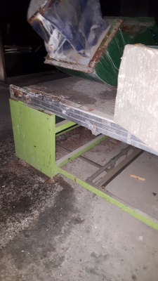 สายพานกว้าง 1เมตรยาว 30เมตร 2 ชุดๆละ 80,000 บาท ตัวอบ 3เมตรชุดละ 10,000 บาท สายพานกว้าง 1เมตรยาว 30เมตร 2 ชุดๆละ 80,000 บาท ตัวอบ 3เมตรชุดละ 10,000 บาท