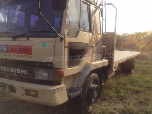 รถมิตซูบิชิ พื้นเรียบ 220 แรงม้า รุ่น FK457MSR6DH3 จดทะเบียนปี 2546