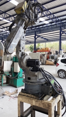 ขายโรบอร์ตสปอร์ต 1 ตัว 100,000 บาท โรบอร์ตจับชิ้นงาน 1 ตัว 40,000 บาท