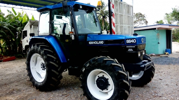 ขายรถไถฟอร์ด NEWHOLLAND   6640  4WD