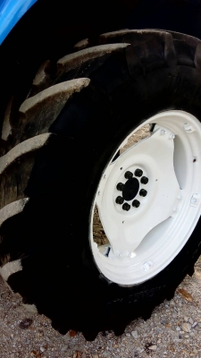 ขายรถไถฟอร์ด NEWHOLLAND   6640  4WD