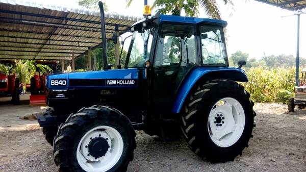 ขายรถไถฟอร์ด NEWHOLLAND   6640  4WD