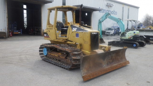 รถแทรคเตอร์ Caterpillar D3G รถญี่ปุ่น สั่งนำเข้าโทร. 080-6565422 (หนิง)