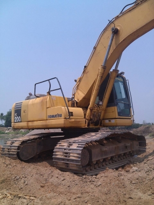 Komatsu PC200-8 สภาพสวย 3,000 ชั่วโมง