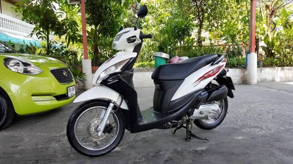 ขออนุญาติขาย HONDA SPACY-i 110 CC สีขาวมุกสวยมาก โอนฟรี
