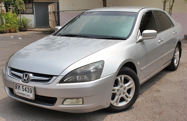 เชนจ์แล้ว ไฟท้าย 3เหลี่ยม สภาพสวยพร้อมใช้ ไมล์น้อย เชนจ์แล้ว ไฟท้าย 3เหลี่ยม สภาพสวยพร้อมใช้ ไมล์น้อย