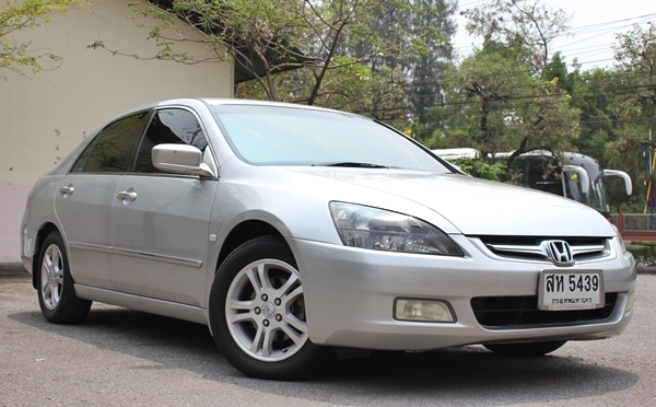 เชนจ์แล้ว ไฟท้าย 3เหลี่ยม สภาพสวยพร้อมใช้ ไมล์น้อย