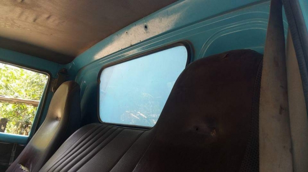 6ล้อดั้มเกษตร KS เครื่อง 4 BD1  ดั้มปิเนียม เครืองดีคัชซีสวย ทะเบียนภาษีไม่ขาดรถพร้อมไช้เอกสารพร้อมโอน