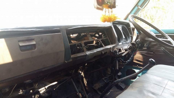 6ล้อดั้มเกษตร KS เครื่อง 4 BD1  ดั้มปิเนียม เครืองดีคัชซีสวย ทะเบียนภาษีไม่ขาดรถพร้อมไช้เอกสารพร้อมโอน