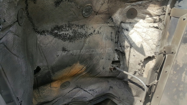 รถบรรทุกน้ำมัน 10 ล้อ ISUZU