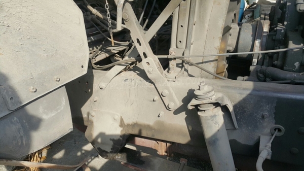 รถบรรทุกน้ำมัน 10 ล้อ ISUZU