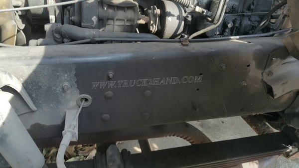 รถบรรทุกน้ำมัน 10 ล้อ ISUZU