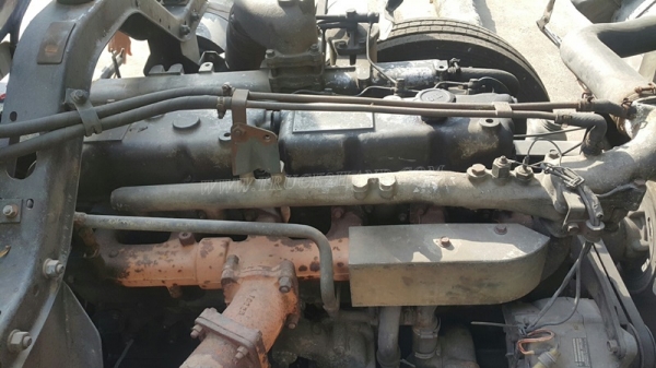 รถบรรทุกน้ำมัน 10 ล้อ ISUZU