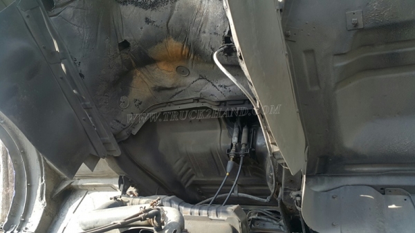 รถบรรทุกน้ำมัน 10 ล้อ ISUZU