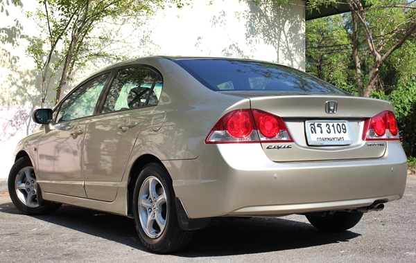 6หมื่นโลแท้ รองTop Airbagคู่ ยางใหม่ 4เส้น สภาพพร้อมใช้