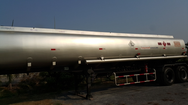 ขายหางเทรนเลอร์บรรทุกน้ำมัน 30,000 ลิตร โทร. 085-2681076