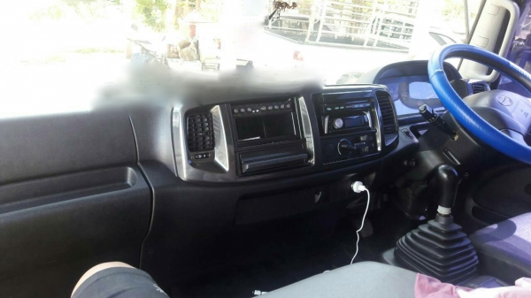 รถฮีโน่ 6 ล้อ ( ไม่ดั้ม ) FC9J 150 แรงม้า. ปี 56.  ( รถวิ่ง 3xx,xxx กม. )    สนใจติดต่อ  081 - 6079515