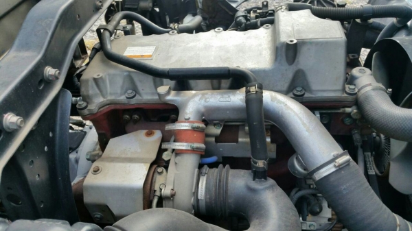 รถฮีโน่ 6 ล้อ ( ไม่ดั้ม ) FC9J 150 แรงม้า. ปี 56.  ( รถวิ่ง 3xx,xxx กม. )    สนใจติดต่อ  081 - 6079515