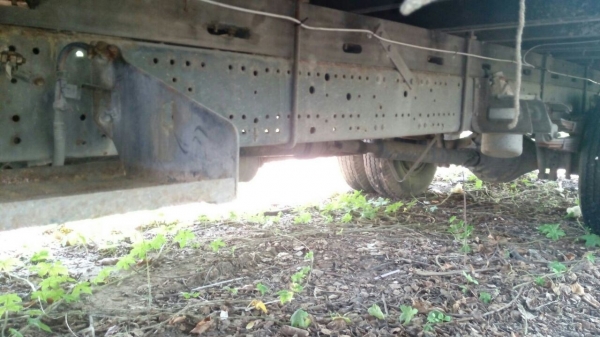 รถอีซูซุ 6 ล้อดั้ม NQR 175 แรงม้า. ปี 49.   สนใจติดต่อ  081 - 6079515