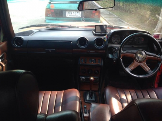 Benz ปี88 เครื่อง 1J เกียร์ออโต้ ติดแก๊ส 0804465223