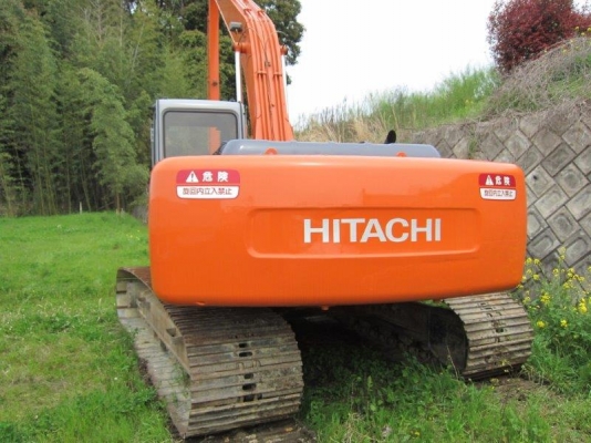 สนใจสั่งนำเข้าไหมครับ EX200LC-5#14H-03159 1996YR บูม18m ธีรเทพ 0627091748