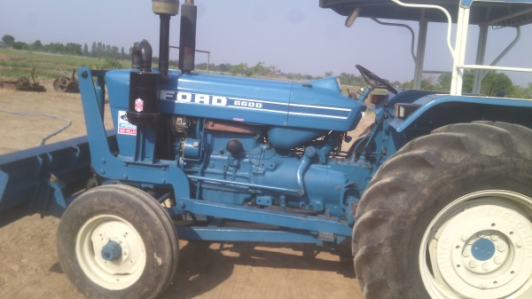 ขายรถไถฟอรด็  รุ่น6600ที3แท้ๆเต็มคัน  พร้อมเอกสารอินวอย