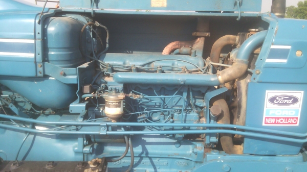 ขายรถไถฟอรด็  รุ่น6600ที3แท้ๆเต็มคัน  พร้อมเอกสารอินวอย