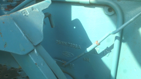 ขายรถไถฟอรด็  รุ่น6600ที3แท้ๆเต็มคัน  พร้อมเอกสารอินวอย