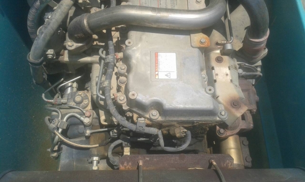 รถแบคโฮ KOBELCO  SK200 / YN - 11  ( รถทำงาน 1x,5xx ชม. )       สนใจติดต่อ  081 - 6079515