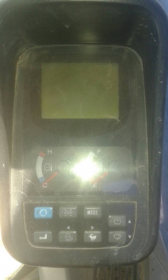 รถแบคโฮ KOBELCO  SK200 / YN - 11  ( รถทำงาน 1x,5xx ชม. )       สนใจติดต่อ  081 - 6079515