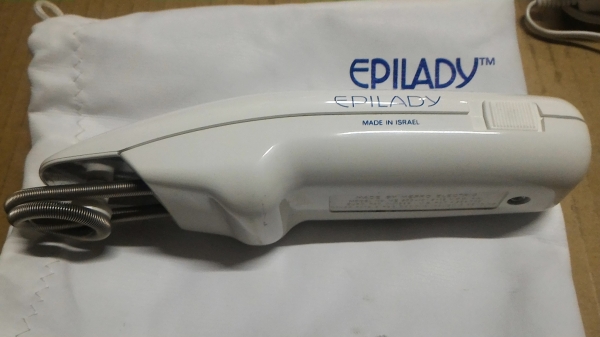 เครื่องถอดกำจัด ยี่ห้อ EPILADY ของประเทศ อิสราเอล เป็นแบบใช้การทำงานของสปริงในการหดรัด