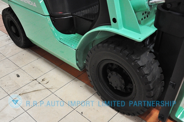 ขายรถโฟล์คลิฟท์มือสอง MITSUBISHIรุ่น  KFD25T-20079 ราคา 355,000 บาท นำเข้าจากประเทศญี่ปุ่น 100\% ไม่เคยใช้งานในประเทศไทย