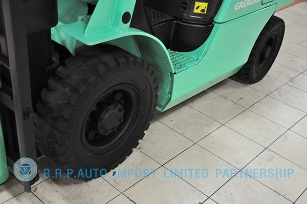 ขายรถโฟล์คลิฟท์มือสอง MITSUBISHIรุ่น  KFD25T-20079 ราคา 355,000 บาท นำเข้าจากประเทศญี่ปุ่น 100\% ไม่เคยใช้งานในประเทศไทย