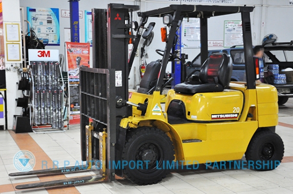 ขายรถโฟล์คลิฟท์มือสอง MITSUBISHIรุ่น KFG20D-05437 ราคา 165,000 บาท นำเข้าจากประเทศญี่ปุ่น 100\% ไม่เคยใช้งานในประเทศไทย