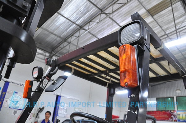 ขายรถโฟล์คลิฟท์มือสอง MITSUBISHIรุ่น KFG20D-05437 ราคา 165,000 บาท นำเข้าจากประเทศญี่ปุ่น 100\% ไม่เคยใช้งานในประเทศไทย