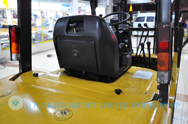 ขายรถโฟล์คลิฟท์มือสอง MITSUBISHIรุ่น KFG20D-05437 ราคา 165,000 บาท นำเข้าจากประเทศญี่ปุ่น 100\% ไม่เคยใช้งานในประเทศไทย