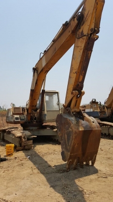 ขายรถขุดแบ็คโค pc200 2คัน 210 1คัน ตามสภาพ เล่มทะเบียนครบ ทุกคัน