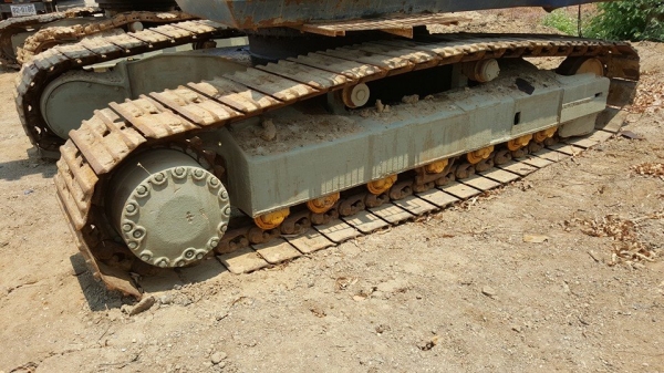 ขายรถขุดแบ็คโค pc200 2คัน 210 1คัน ตามสภาพ เล่มทะเบียนครบ ทุกคัน ขายรถขุดแบ็คโค pc200 2คัน 210 1คัน ตามสภาพ เล่มทะเบียนครบ ทุกคัน