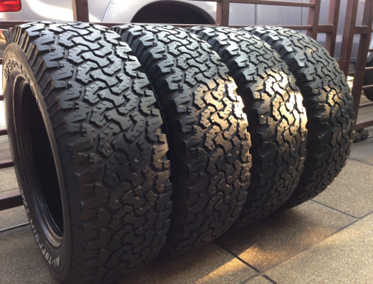 ยาง All BF Goodrich 265 65 18 ปลายปี12 ดอกเต็ม ไม่มีปะ ราคาไม่แพง