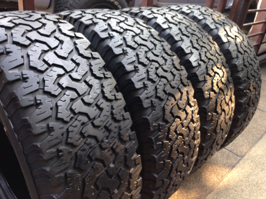 ยาง All BF Goodrich 265 65 18 ปลายปี12 ดอกเต็ม ไม่มีปะ ราคาไม่แพง