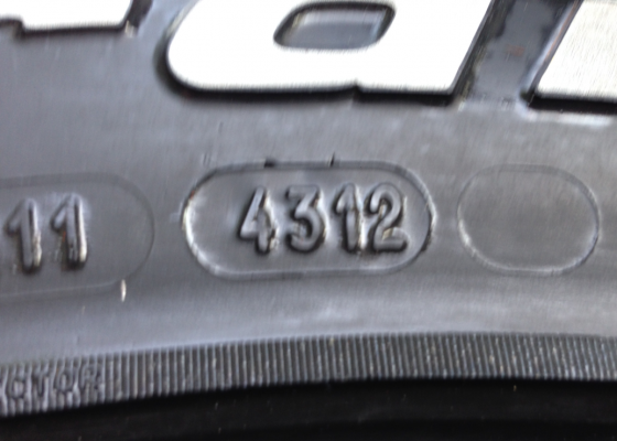 ยาง All BF Goodrich 265 65 18 ปลายปี12 ดอกเต็ม ไม่มีปะ ราคาไม่แพง