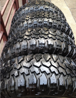 ยาง Mud Maxxis 235 75 15 ปลายปี13 ดอกเต็ม ราคาไม่แพง