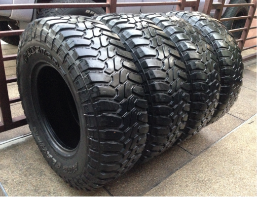 ยาง Mud Deestone 285 75 16 สิ้นปี11 ดอกเยอะ พร้อมใช้งาน ราคาไม่แพง