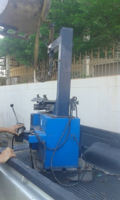 tractor-backhoe ได้จัดส่งเครื่องถอดยางไปให้ลูกค้าใช้ทีบางพลีเรียบร้อยแล้วครับขอบคุณครับ