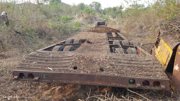 ขาย หางโรเบท 2 เพลา ไม่มีทะเบียน ยาว 8 เมตร รวมท้ายลาด กว้าง 2.80 เมตร ราคาต่อรองได้ครับ